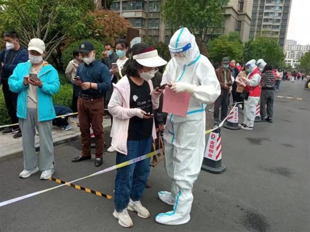 產發(fā)戰(zhàn)疫 |黨員沖在前！齊魯化纖筑牢“紅色”抗疫防線